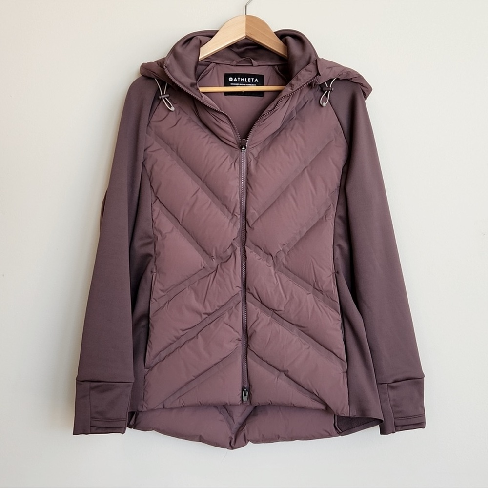 Athleta Inlet jacket goose down plum size XXS does not have hood great condition